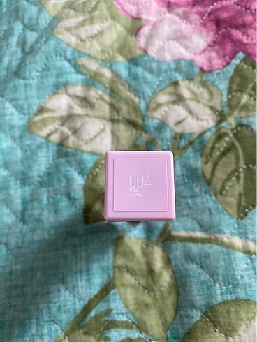 Maybelline Maybelline lifter plump 004