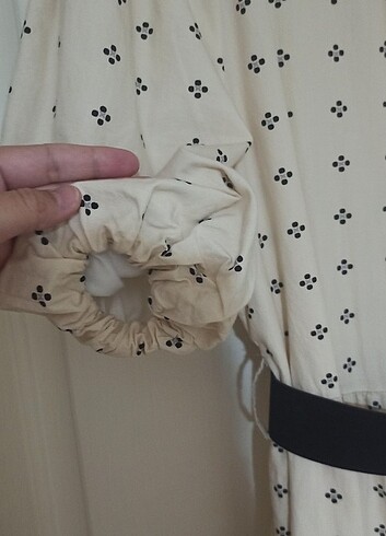 l Beden Nokta Desenli Krem Rengi Poplin Maxi Elbise