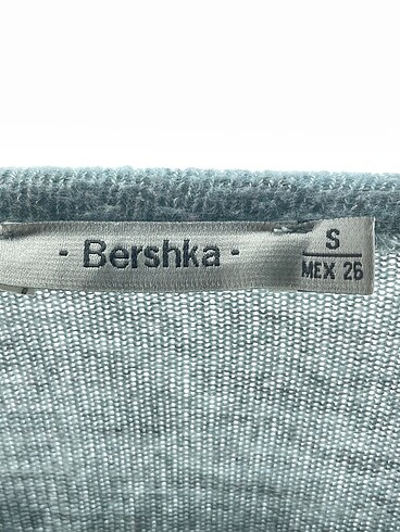 s Beden çeşitli Renk Bershka Kazak / Triko %70 İndirimli.