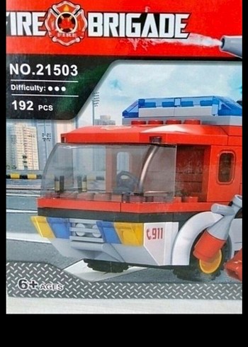 Diğer Ausini itfaiye aracı lego