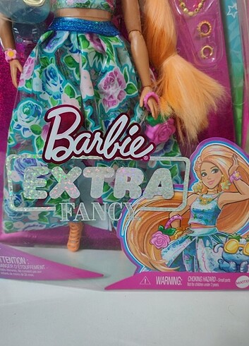 Barbie Barbie extra hhn19