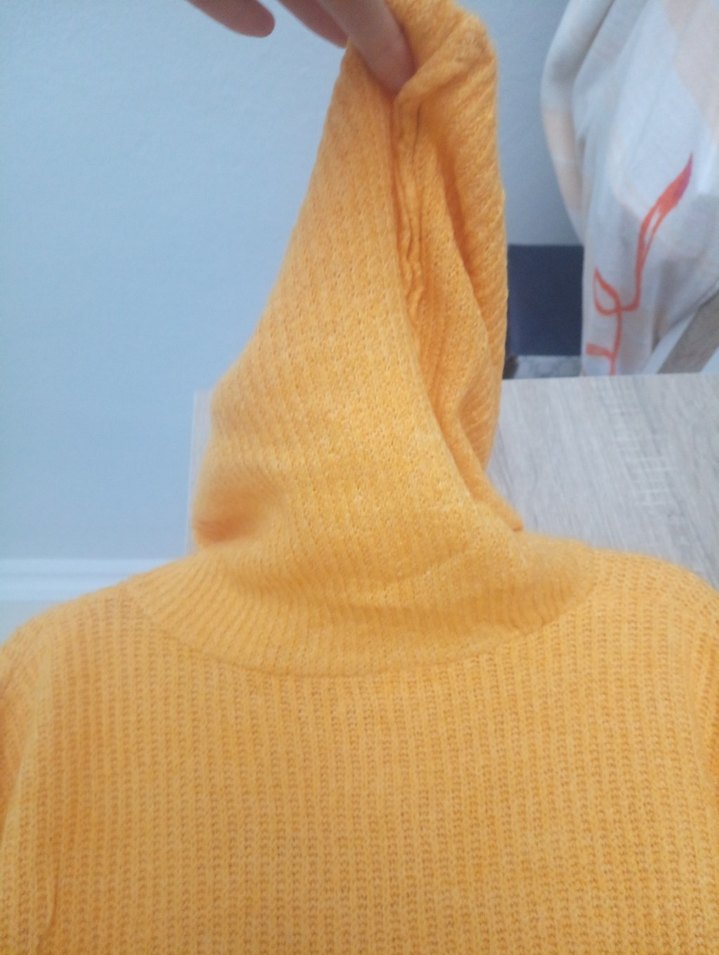 Sarı Boğazlı Örgü Kadın Triko - Görsel 3