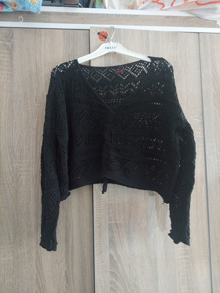 Siyah V Yaka Örgü Kadın Kazak - Görsel 2