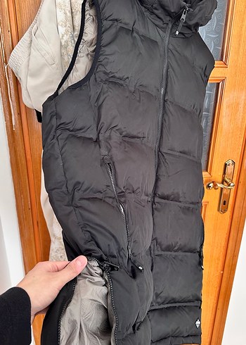 Siyah Kapüşonlu Erkek Şişme Yelek - Görsel 2