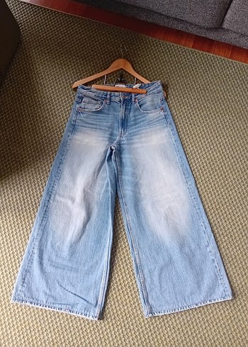 Zara Acik Mavi Yikamali Genis Paca Jean