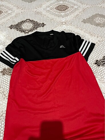 Adidas tişört