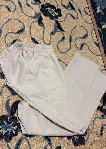 Beyaz Rahat Kesim Kadın Pantolon - Görsel 2