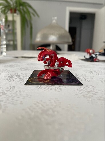 Bakugan Pyrus Delta Dragonoid