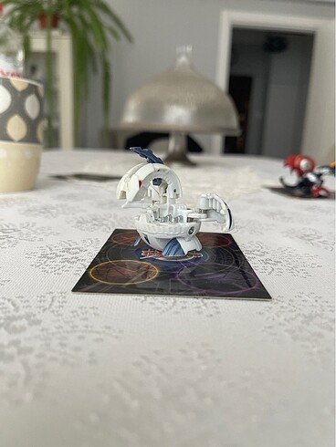 Bakugan White Naga