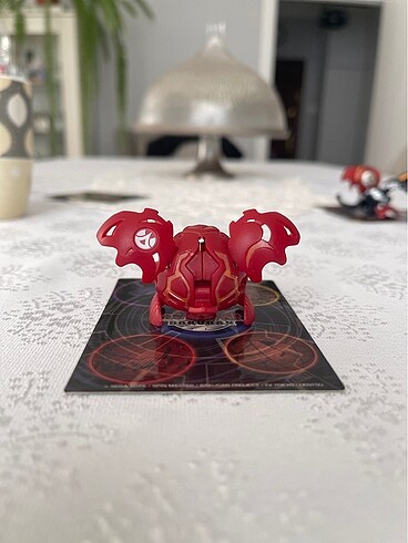  Bakugan Pyrus Tuskor B2
