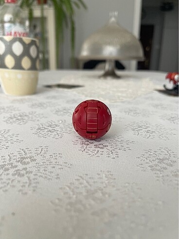  Beden Bakugan Pyrus Tuskor B2