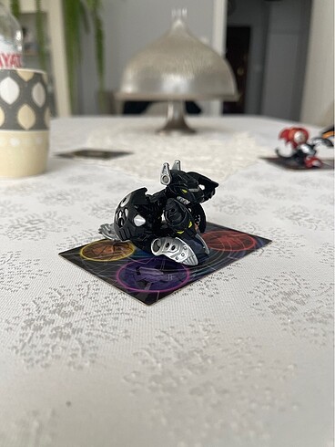 Bakugan Darkus Horridian ( açıklamayı okuyunuz )