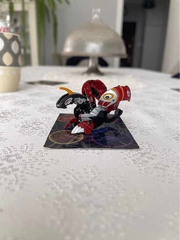 Bakugan Pyrus Red Mk2 Helios
