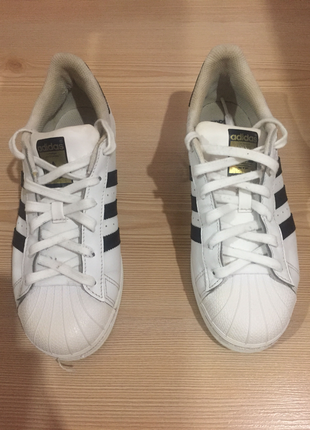 38 Beden beyaz Renk Adidas süperstar