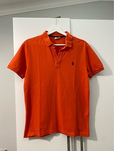 Polo yaka tişört