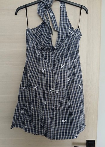 l Beden Askılı V Yaka Mini Kareli Elbise