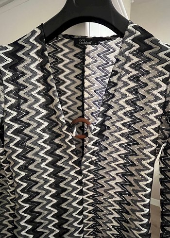 Zikzak desen plaj elbisesi - Görsel 3