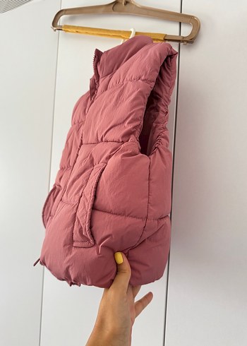 4 Yaş Beden Kız Çocuk Pembe Düğmeli Yelek