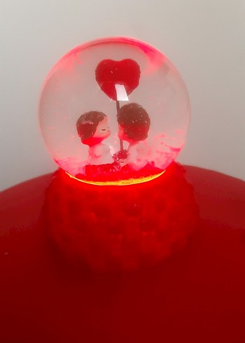Işıklı Sevgili Figürü kar küresi 9 cm - Görsel 5