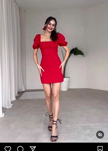 Kırmızı mini sırt dekolteli elbise - Görsel 2