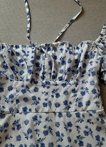 Mavi çiçekli mini mezuniyet elbisesi - Görsel 6