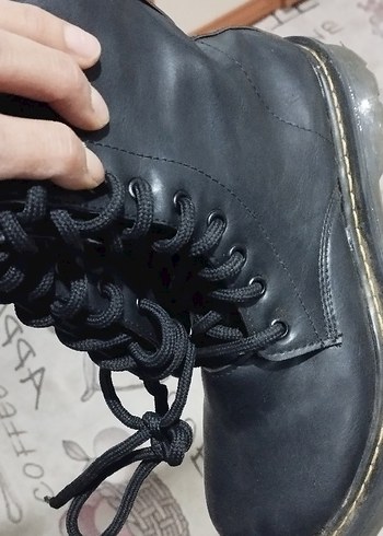 voiceofanangel marka Siyah Deri bot 36 numara sifirdan farksız. - Görsel 8