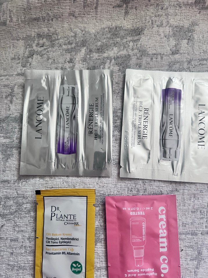 Farklı markalardan kadın cilt bakım ürünleri seti - Görsel 2