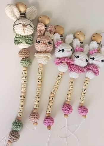 Pastel Renkli Amigurumi Tavşan emzik zinciri