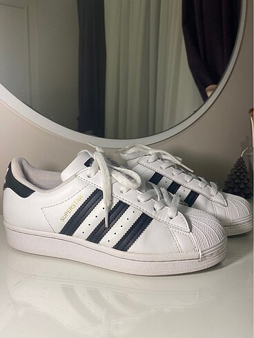 Adidas superstar
