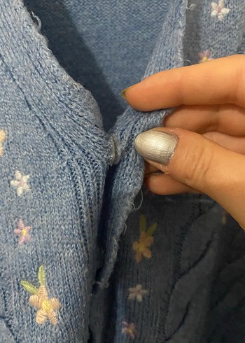 Nakışlı Mavi V Yaka Triko Hırka - Görsel 3