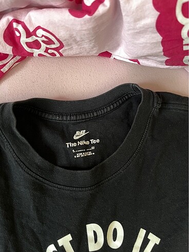 Nike Orijinal Nike tshirt