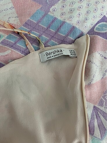 Bershka Bershka çiçekli elbise