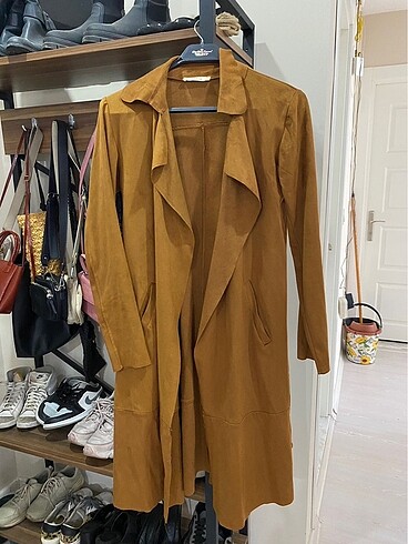 zara trençkot