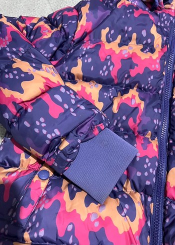 Kızlar için Kapüşonlu Bağlamalı Desenli Mont - Görsel 3