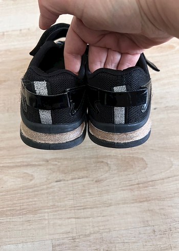 Kinetix Kız Çocuk Siyah Spor Ayakkabı - Görsel 2