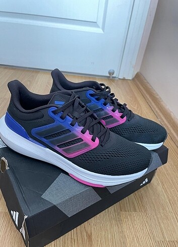 Orijinal adidas spor ayakkabı