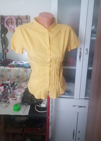 Sarı Kısa Kollu Düğmeli Kadın Gömlek