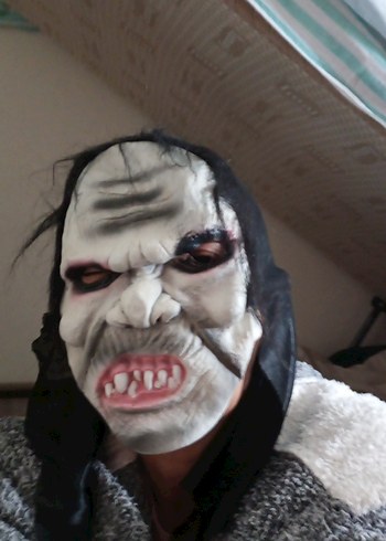 Korkutucu Yüz Maskesi Siyah Saçlı - Görsel 5