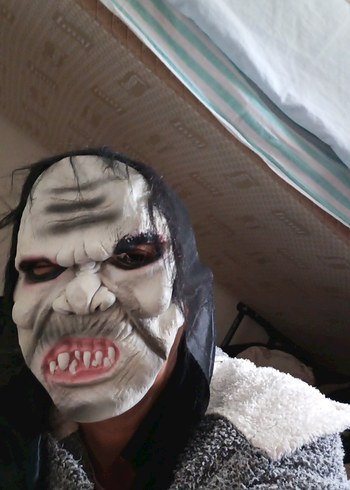 Korkutucu Yüz Maskesi Siyah Saçlı - Görsel 4