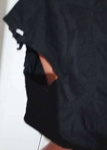 Kız Çocuk Siyah V Yakalı Düğmeli Bolero - Görsel 4