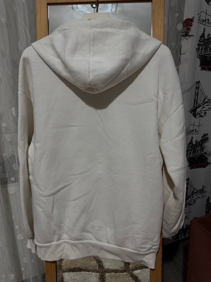 Kadın Beyaz Kapüşonlu Sweatshirt - Görsel 3