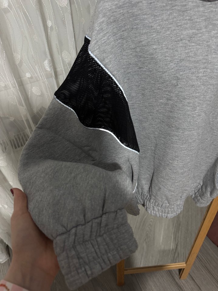 Gri Kadın Kapüşonlu Mini Sweatshirt - Görsel 2