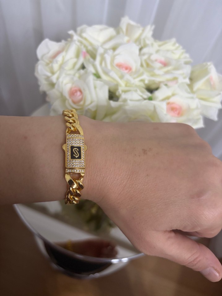 Zincir Detaylı Altın Renk Parisian Bileklik - Görsel 3