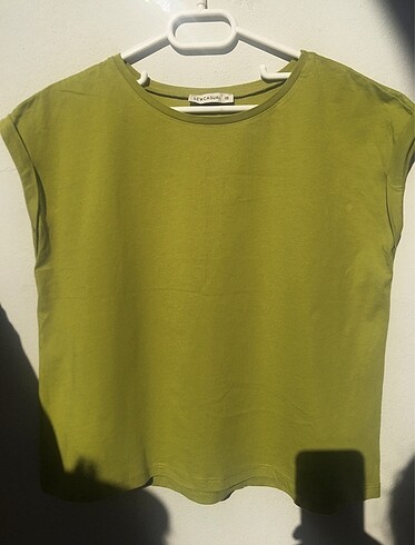 Lc Waikiki kolsuz yeşil tshirt