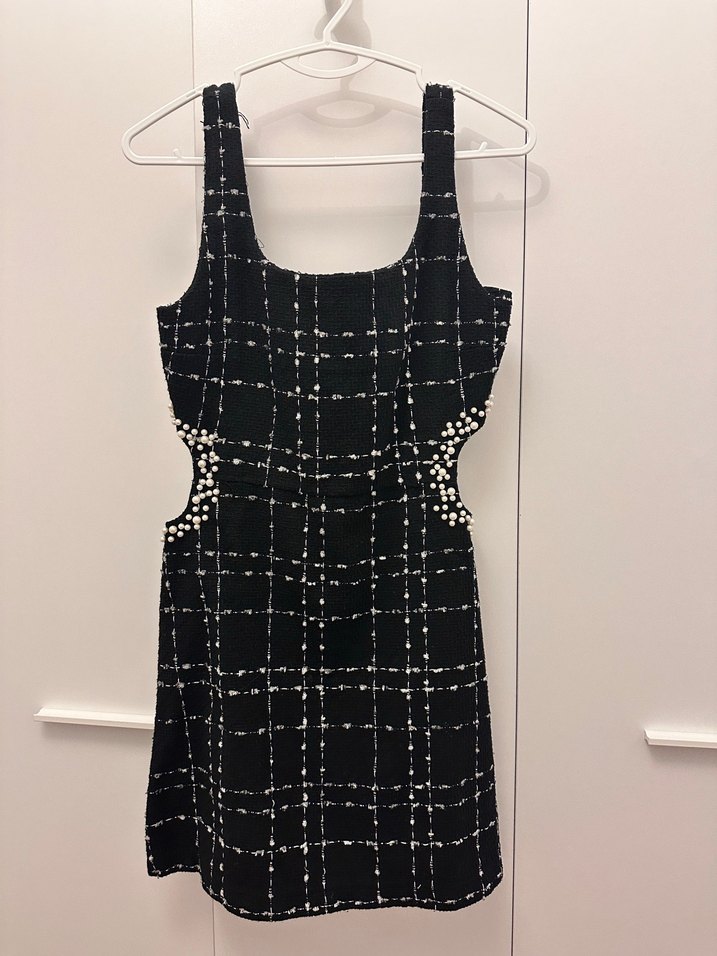 İnci Detaylı Siyah Ekoseli Midi Elbise - Görsel 2