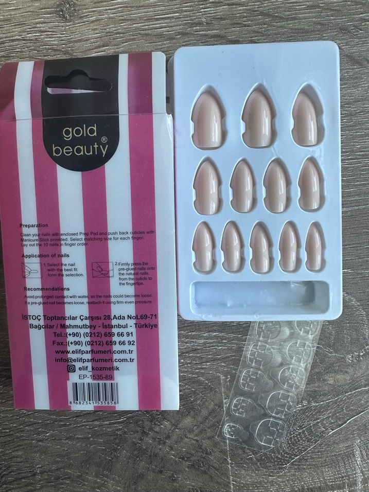 Bej Kendinden Yapışkanlı Takma Tırnak Seti - Görsel 3