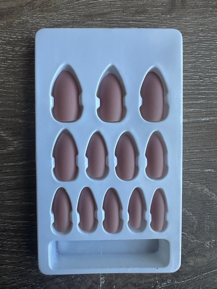 Ocean Kendinden Yapışkanlı Pastel Bej Tırnak Süsü - Görsel 2