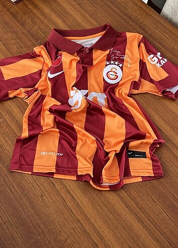 Galatasaray 100. Yıl Forma