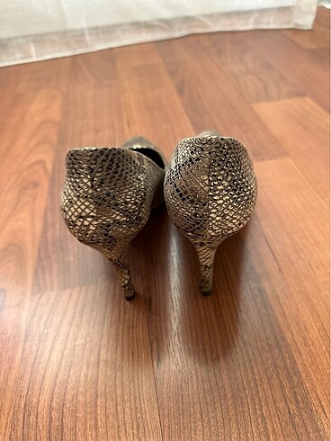 38 Beden Yen gibi stiletto