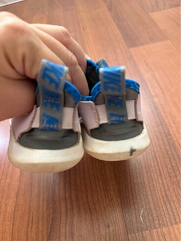 25 Beden Nike orijinaldir